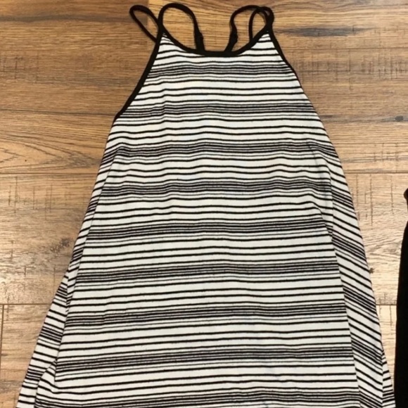 Forever 21 Black & White Striped Tank Top Size xs - Picture 2 of 3